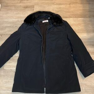 Isaac Mizrahi Women’s Black Jacket with Faux Fur Collar